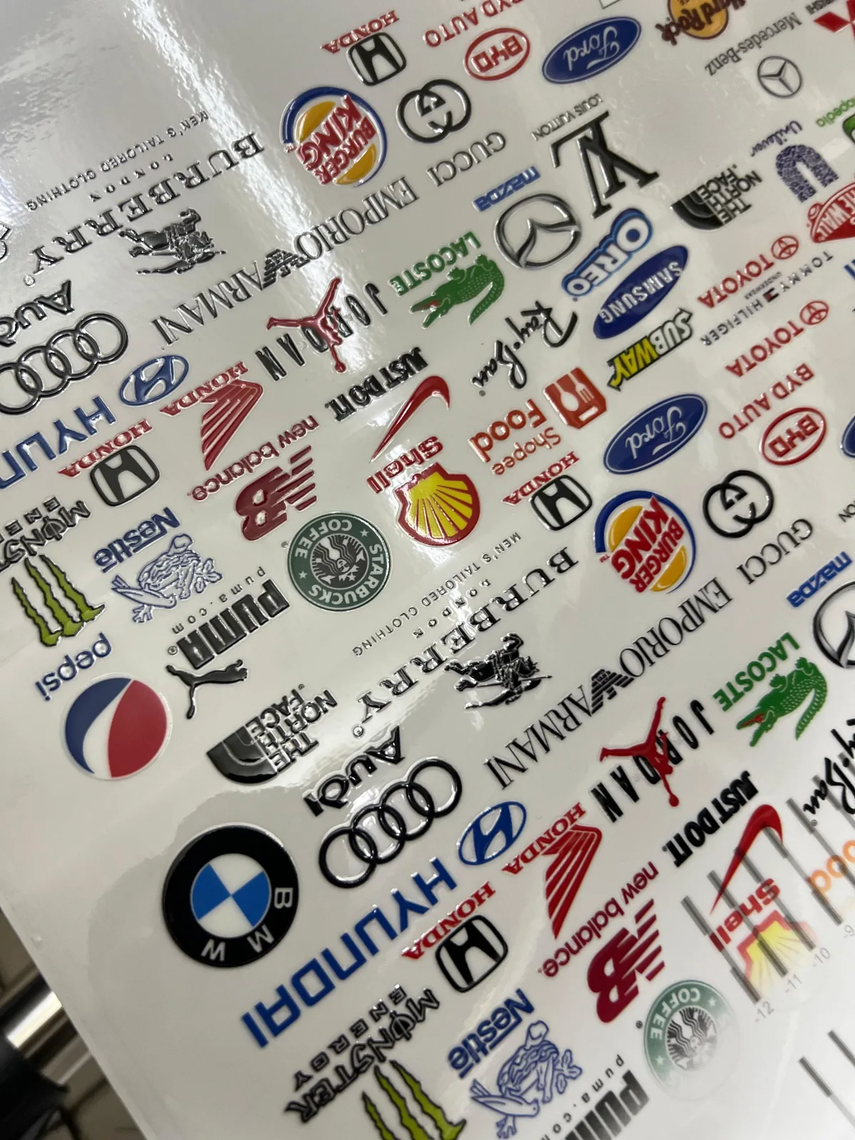 Stiker DTF UV